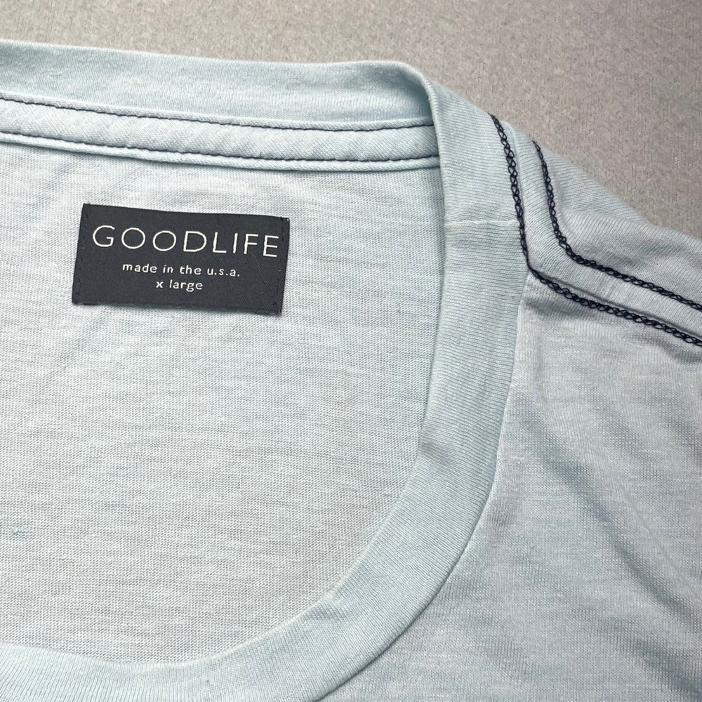 Goodlife‎ Mens XL Light Blue Curved Hem Crew Neck T-Shirt Made USA Contrast Trim